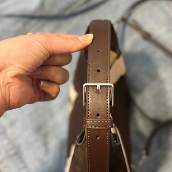 Tory Burch Small Thea Bucket Bag in Cold Brew/New Cream (Cow Print) - Picture 5 of 9